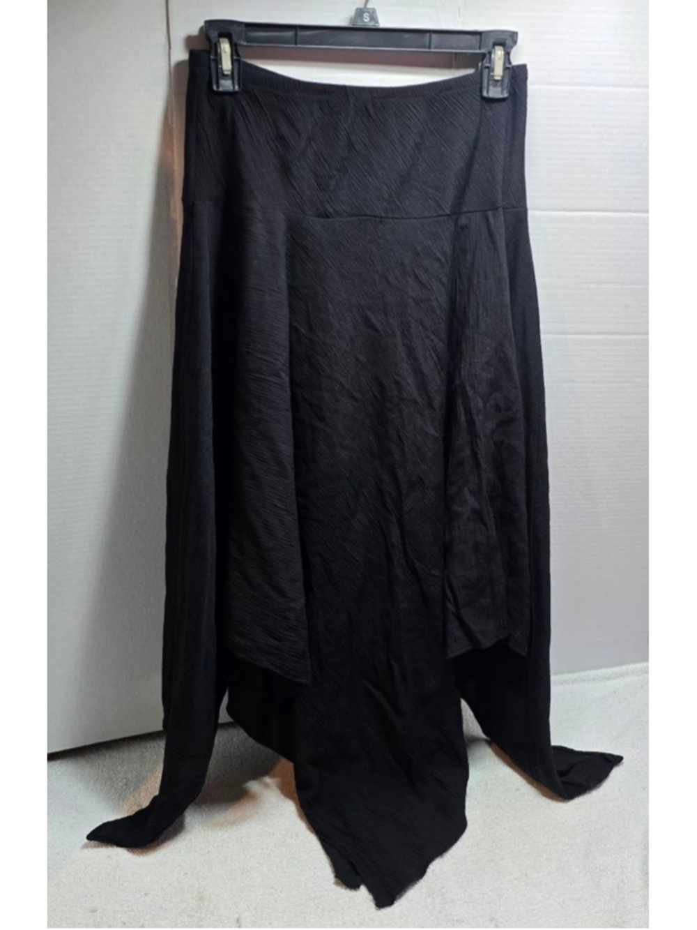 Women's Unbranded Black Asymmetrical Skirt XL